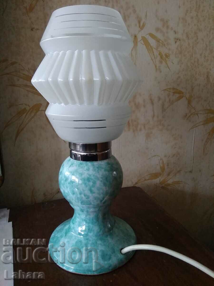 Delivery of Night, table lamp made of porcelain