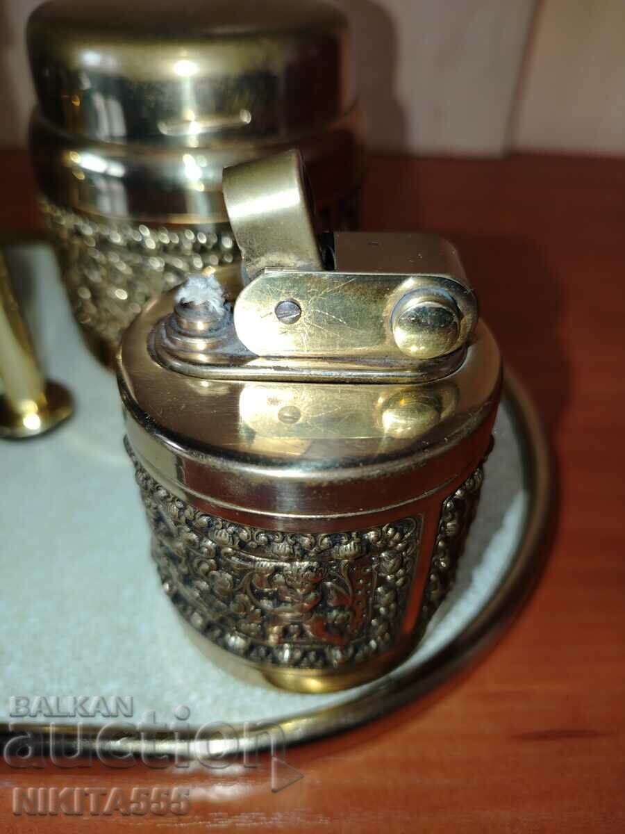 Ένα σπάνιο σετ καπνιστών Putti από την Erhard & Sons από τη Γερμανία με τιμή 555.00 BGN | € 283.77 Ένα σπάνιο σετ καπνιστών Putti από την Erhard & Sons από τη Γερμανία με τιμή 555.00 BGN | € 283.77