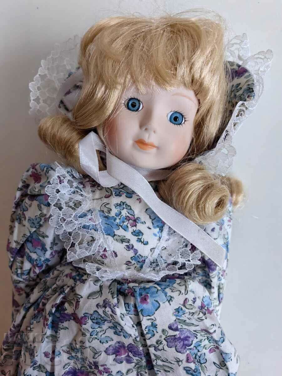 .LARGE UNUSED TOY DOLL WITH BOX - 5 .LARGE UNUSED TOY DOLL WITH BOX - 5