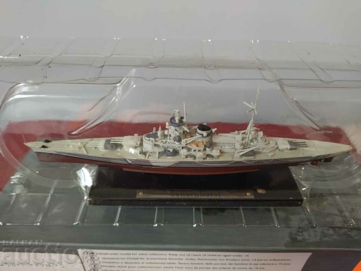 Ship model with price € 12.00 | 23.47 BGN