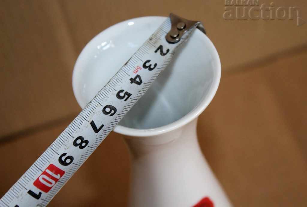 .PORCELAIN VASE BAVARIA GERMANY MARKING with price 25.00 BGN | € 12.78 .PORCELAIN VASE BAVARIA GERMANY MARKING with price 25.00 BGN | € 12.78