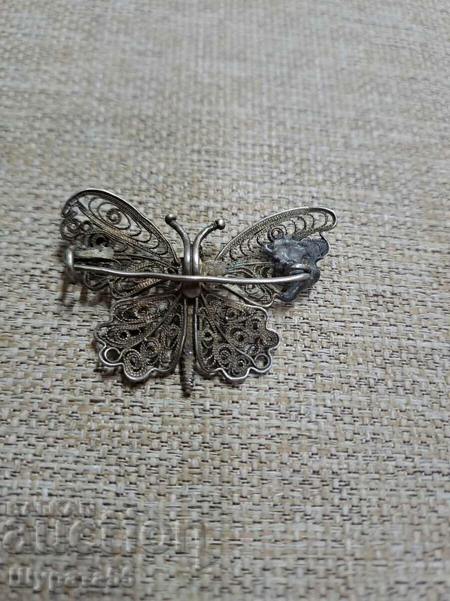 Old filigree brooch with price 50.00 BGN | € 25.56 Old filigree brooch with price 50.00 BGN | € 25.56