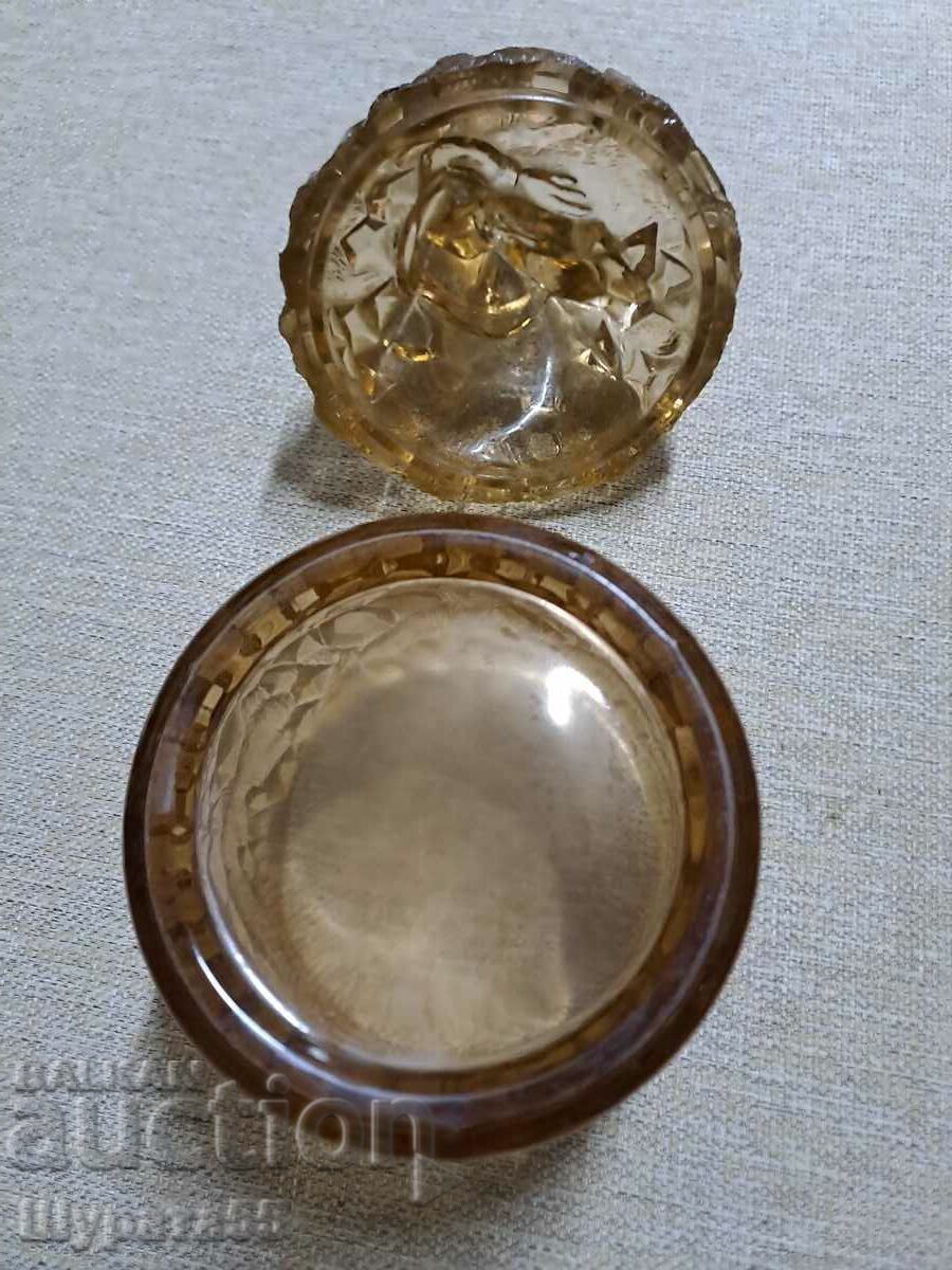 Auction Colored glass 10 cm./ 17 cm. Auction Colored glass 10 cm./ 17 cm.