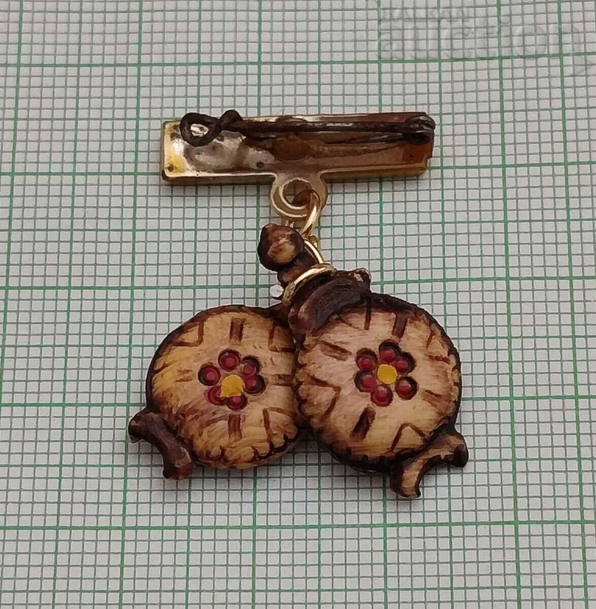 BUKLITSI OLD MARTENITSA ETHNOGRAPHY with price 4.00 BGN | € 2.05 BUKLITSI OLD MARTENITSA ETHNOGRAPHY with price 4.00 BGN | € 2.05