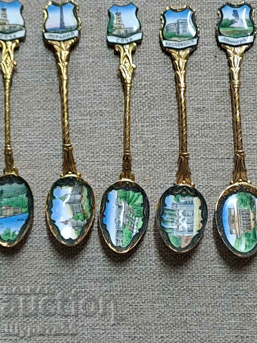 Old USSR spoons 6 pcs. BGN 120 Kit with price 120.00 BGN | € 61.36 Old USSR spoons 6 pcs. BGN 120 Kit with price 120.00 BGN | € 61.36