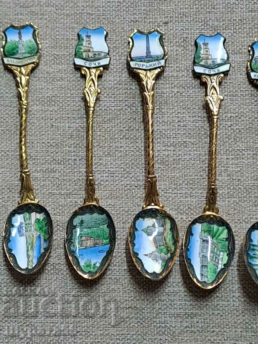 Auction Old USSR spoons 6 pcs. BGN 120 Kit Auction Old USSR spoons 6 pcs. BGN 120 Kit