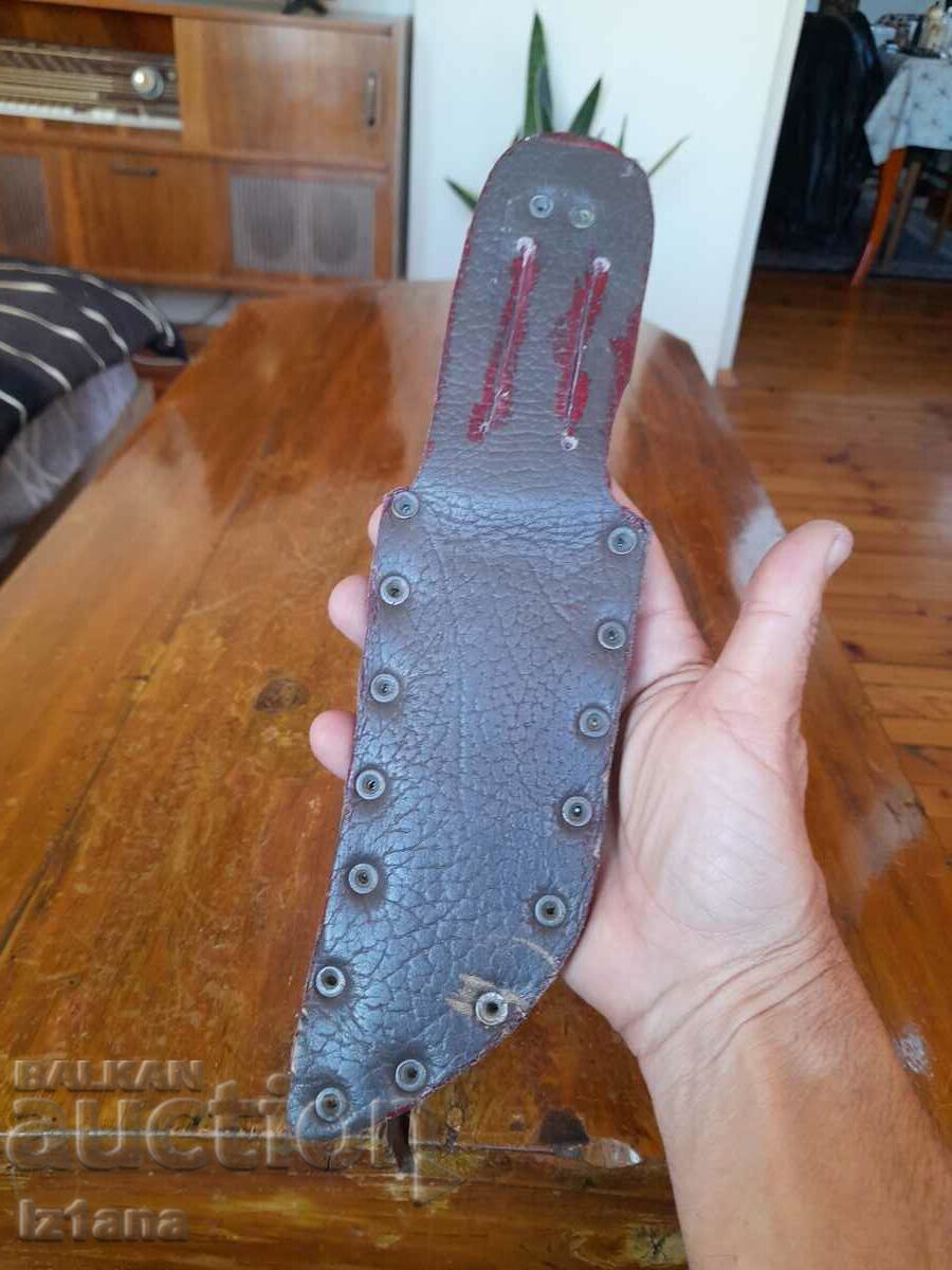 Δημοπρασία Παλιά δερμάτινη θήκη μαχαιριού Δημοπρασία Παλιά δερμάτινη θήκη μαχαιριού