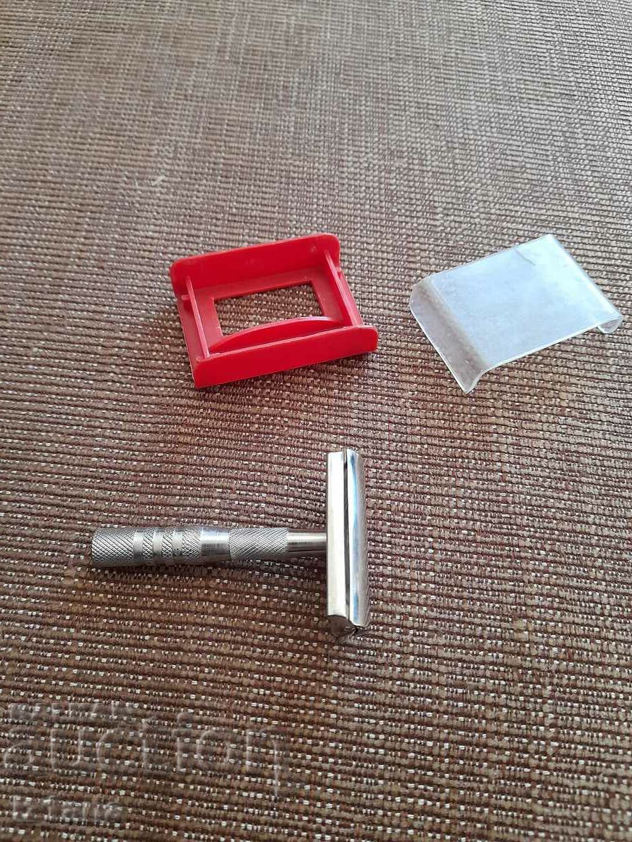 Δημοπρασία Ένα παλιό ξυράφι