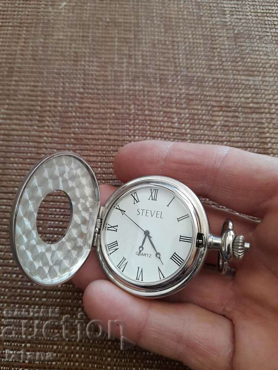 Stevel Quartz Watch with price 32.00 BGN | € 16.36 Stevel Quartz Watch with price 32.00 BGN | € 16.36