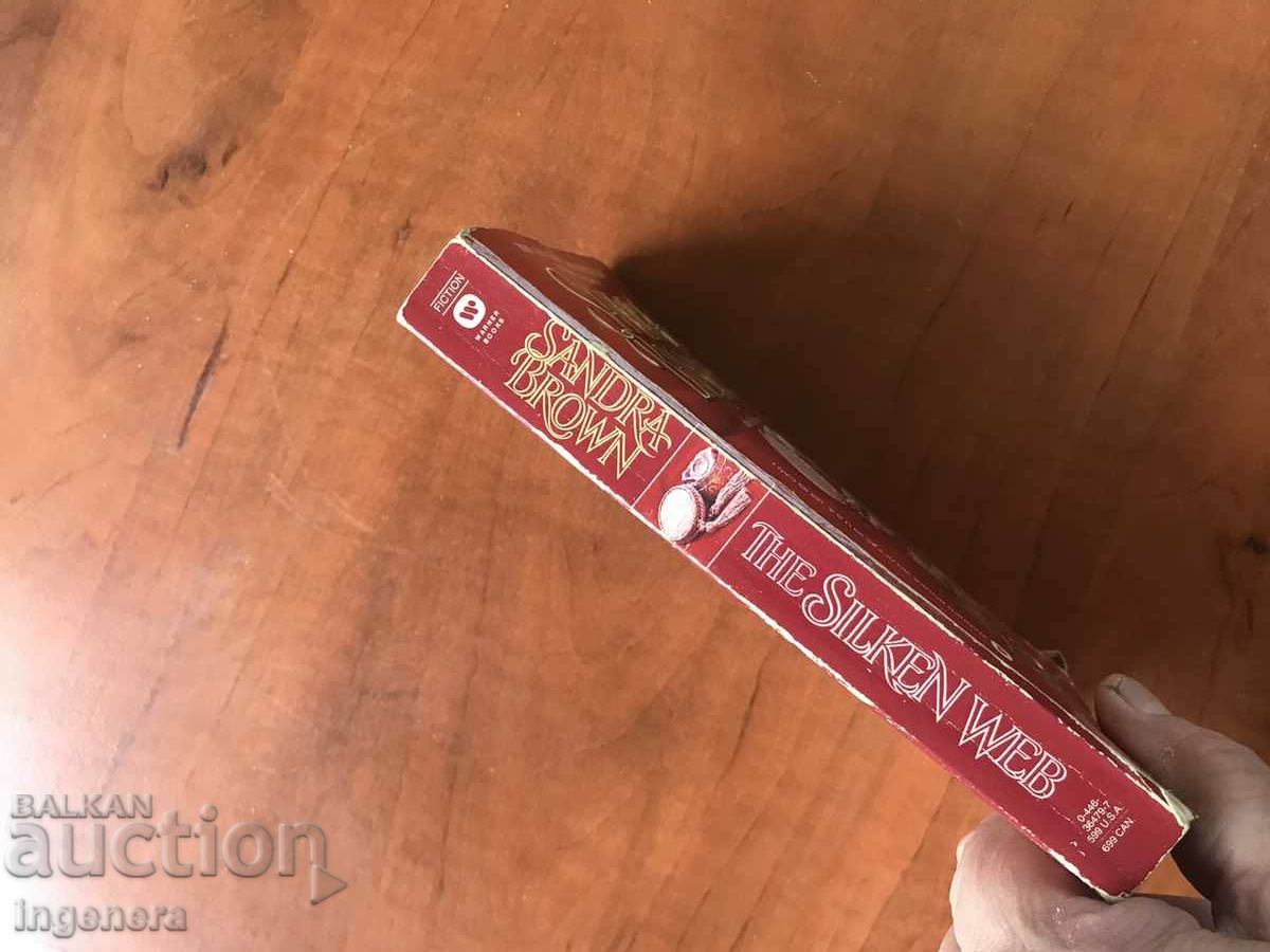 Auction  BOOK-SANDRA BROWN-THE SILKEN WEB 1993