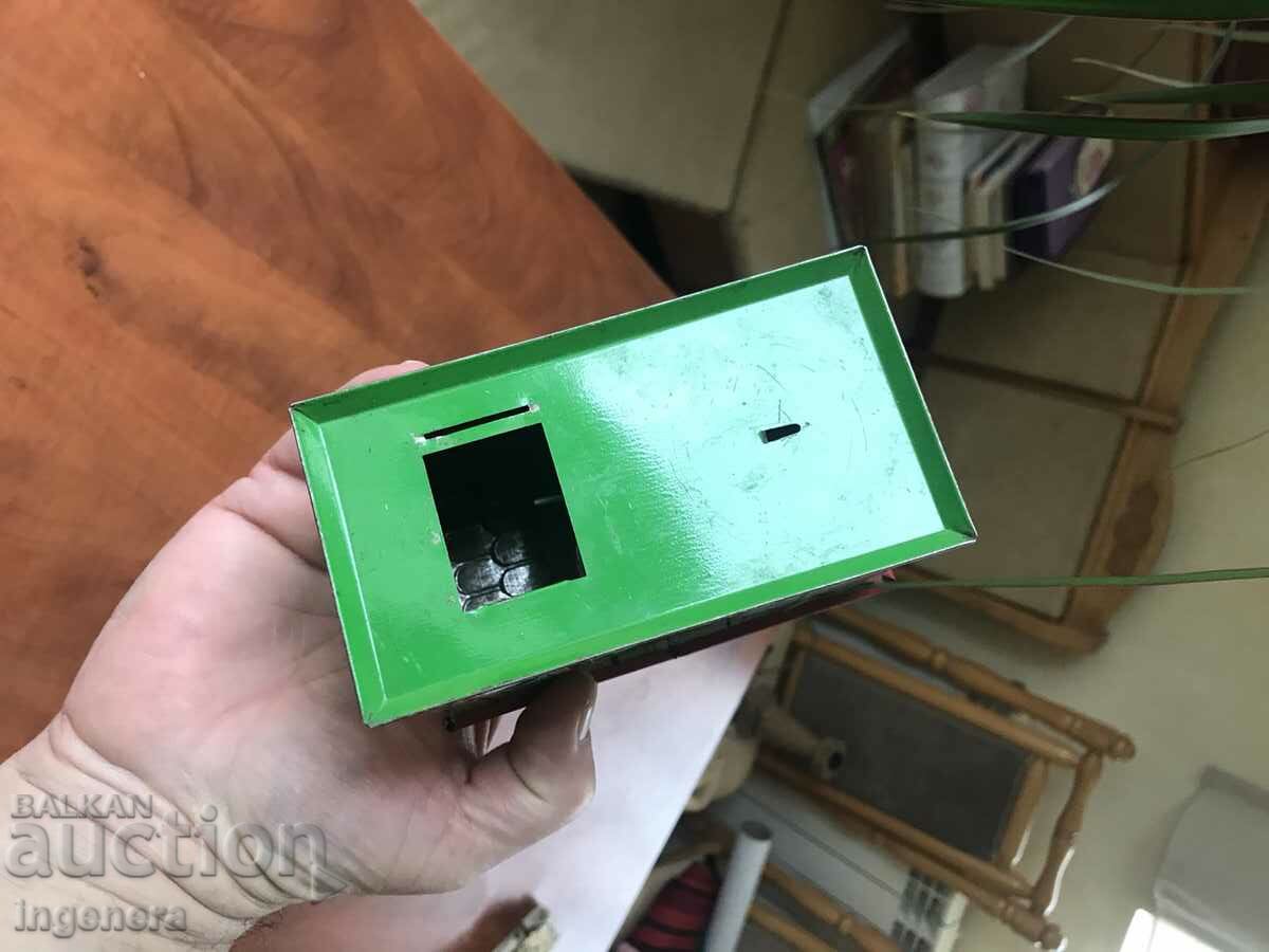 OLD TIN PURSE NOT WORKING - 5 OLD TIN PURSE NOT WORKING - 5