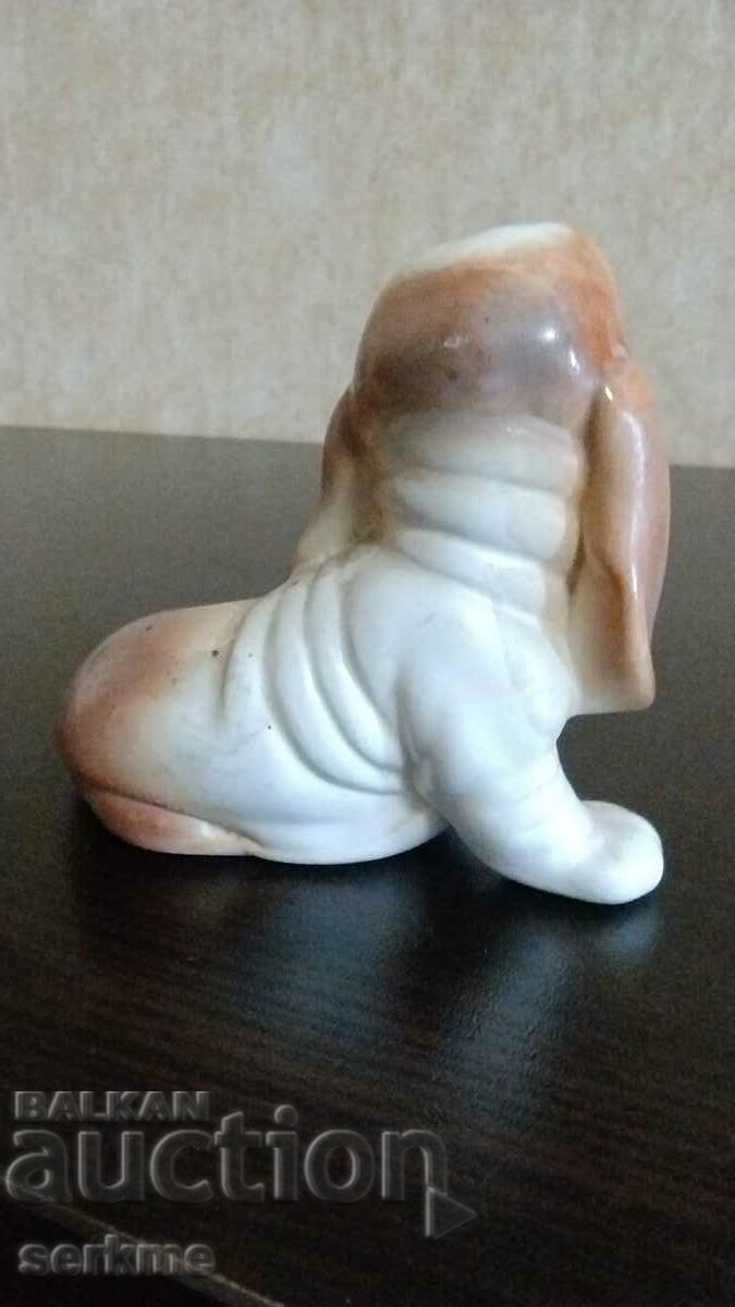 Auction Porcelain figure Auction Porcelain figure