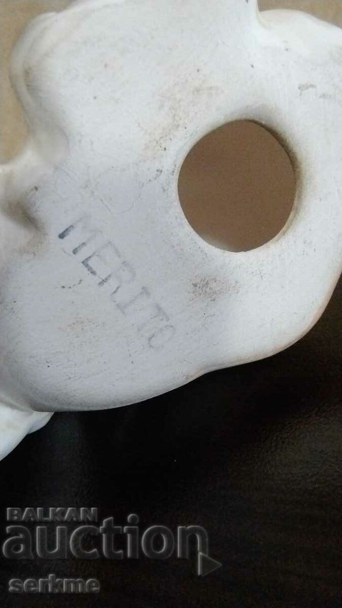 Porcelain figure - 5 Porcelain figure - 5