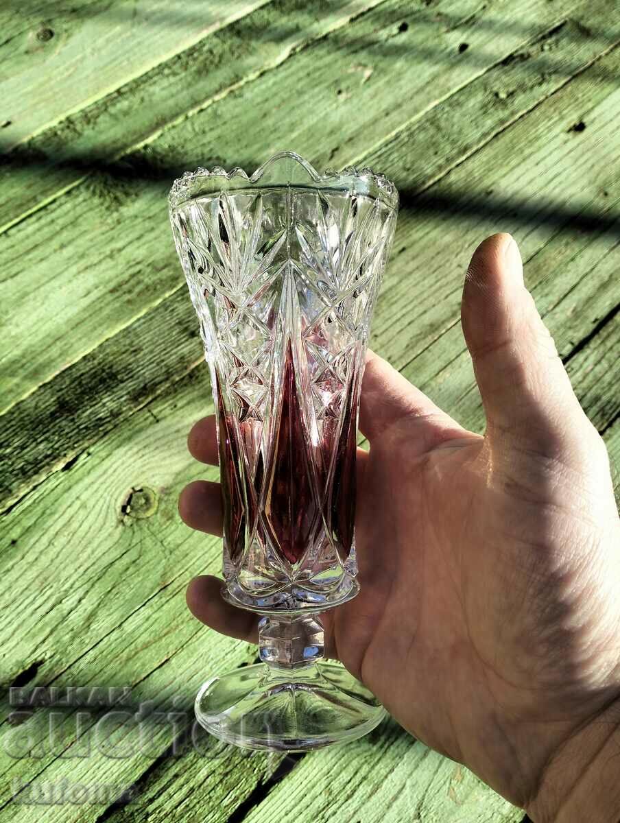 Delivery of Lead crystal vase Delivery of Lead crystal vase