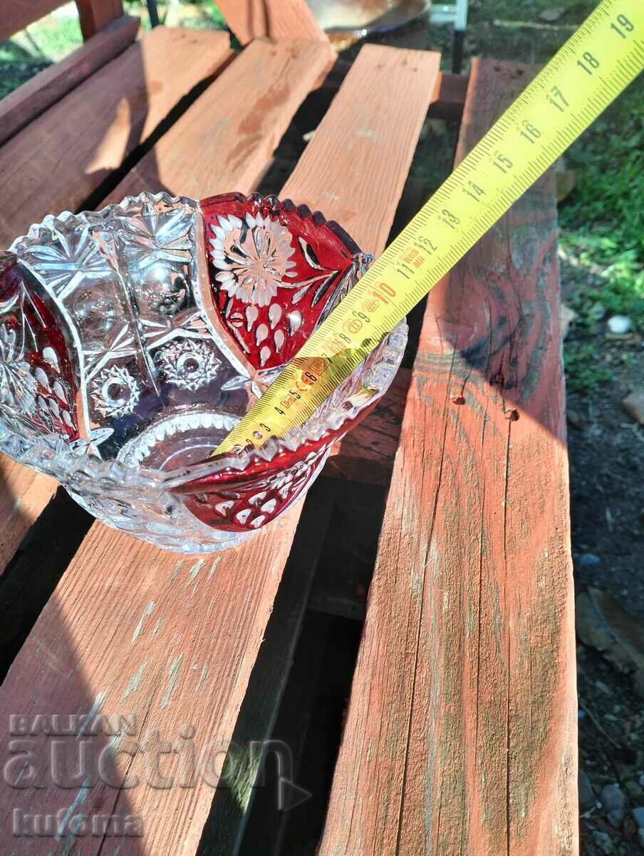 Delivery of A lead crystal bowl Delivery of A lead crystal bowl