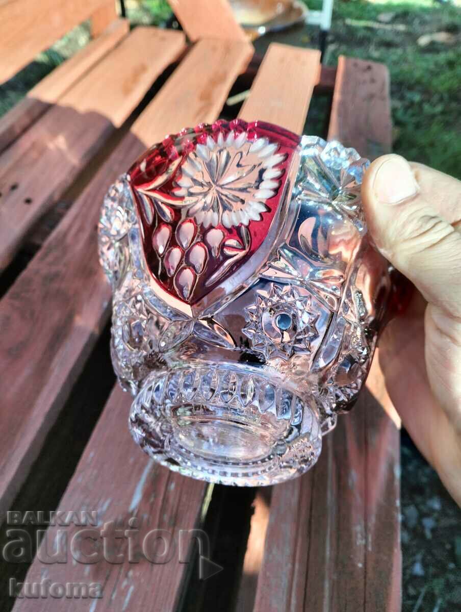 A lead crystal bowl - 6 A lead crystal bowl - 6