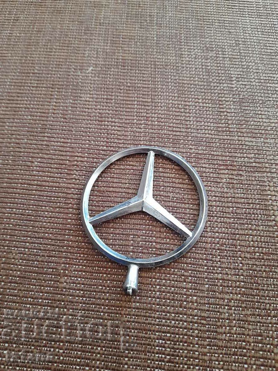 Mercedes emblem