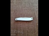 Old pocket knife, Lark handle