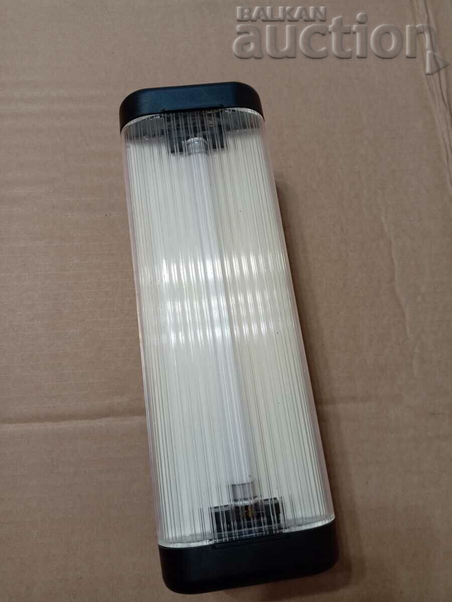 Auction retro vintage tourist car lamp Auction retro vintage tourist car lamp