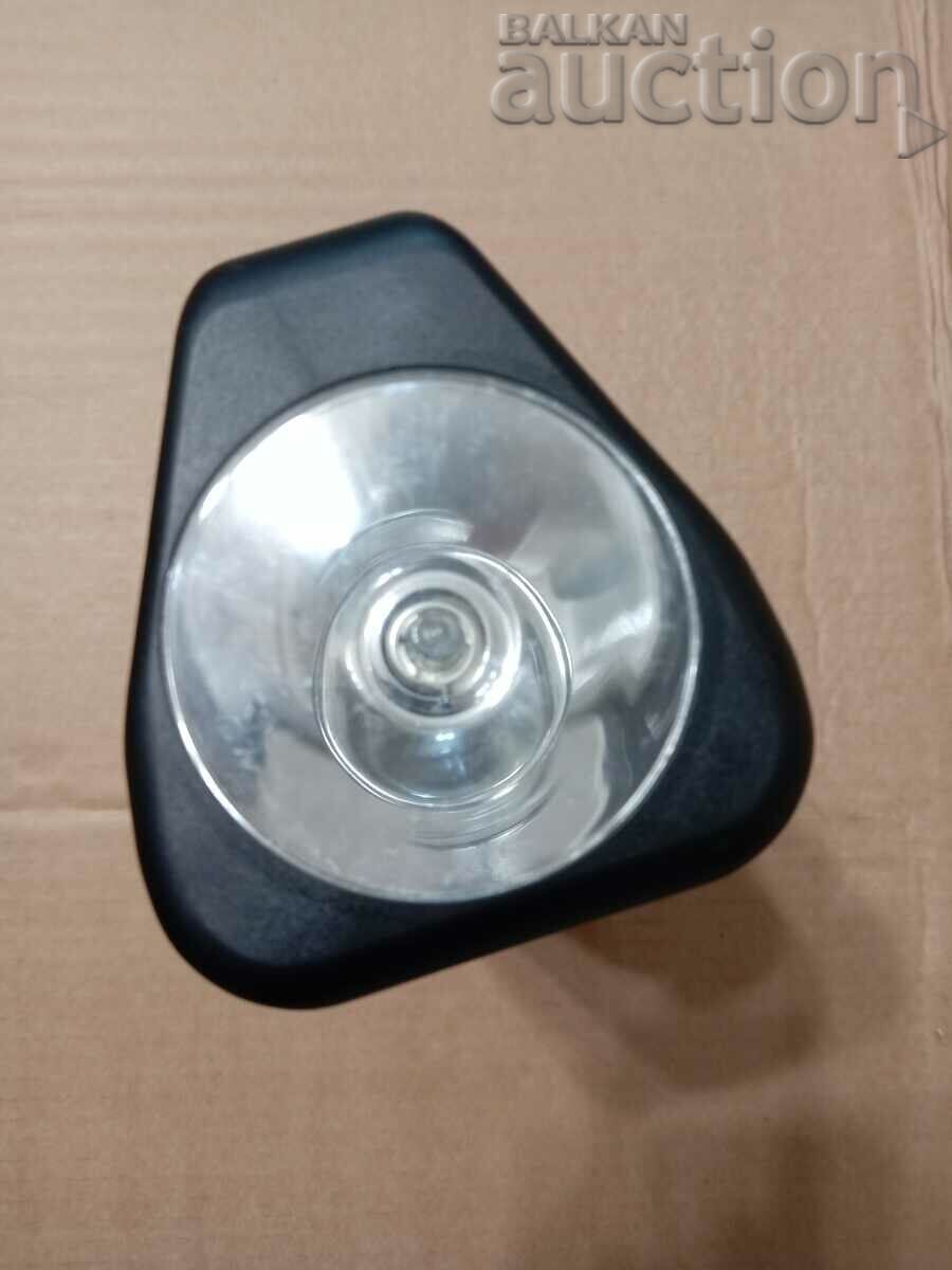 Delivery of retro vintage tourist car lamp Delivery of retro vintage tourist car lamp