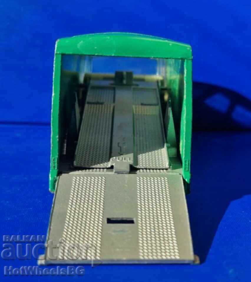 MATCHBOX LESNEY King Size No. K-5 B Racing Car Transporter - 5 MATCHBOX LESNEY King Size No. K-5 B Racing Car Transporter - 5