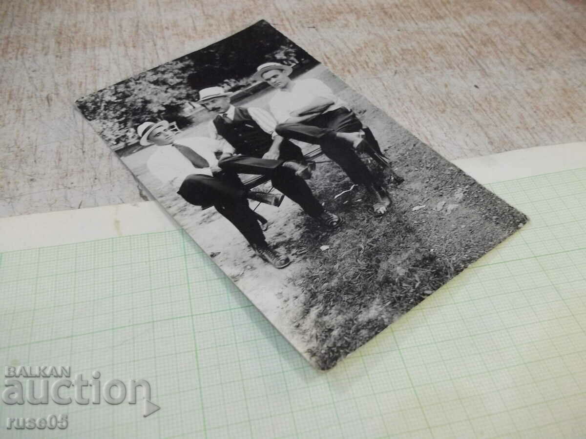 Auction Old photo of three men on a bench Auction Old photo of three men on a bench