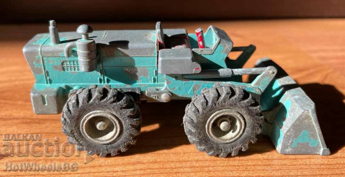 MATCHBOX LESNEY King Size No 10A Aveling Barford Tactor with price 15.00 BGN | € 7.67 MATCHBOX LESNEY King Size No 10A Aveling Barford Tactor with price 15.00 BGN | € 7.67
