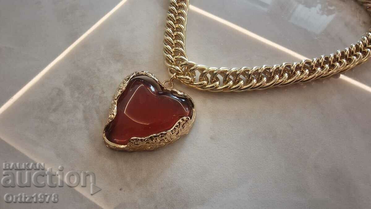 Massive heart chain.