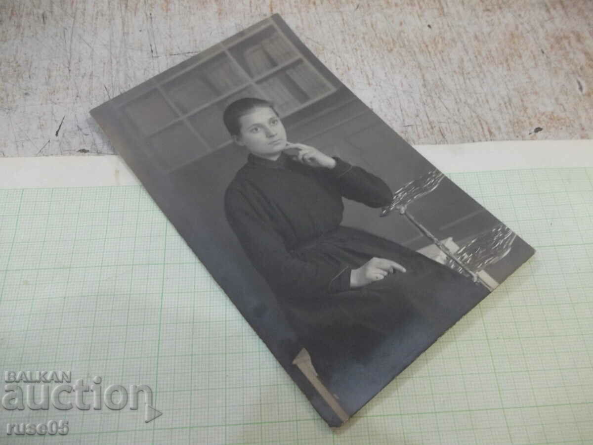 Auction Old photo of a thoughtful lady Auction Old photo of a thoughtful lady