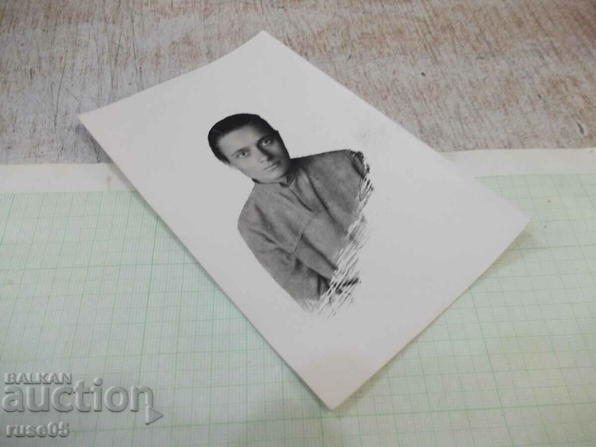 Auction Old photo of a lady - 3 Auction Old photo of a lady - 3