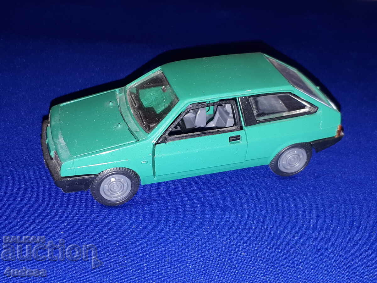 Model rusesc Lada VAZ 2108/09 Samara 1:43 Fabricat în URSS URSS