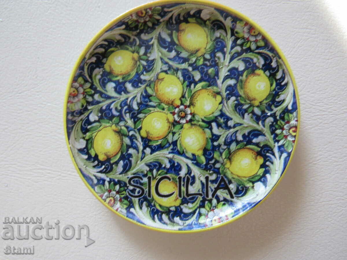 Auction Magnet from Sicily, Italy-1 Auction Magnet from Sicily, Italy-1
