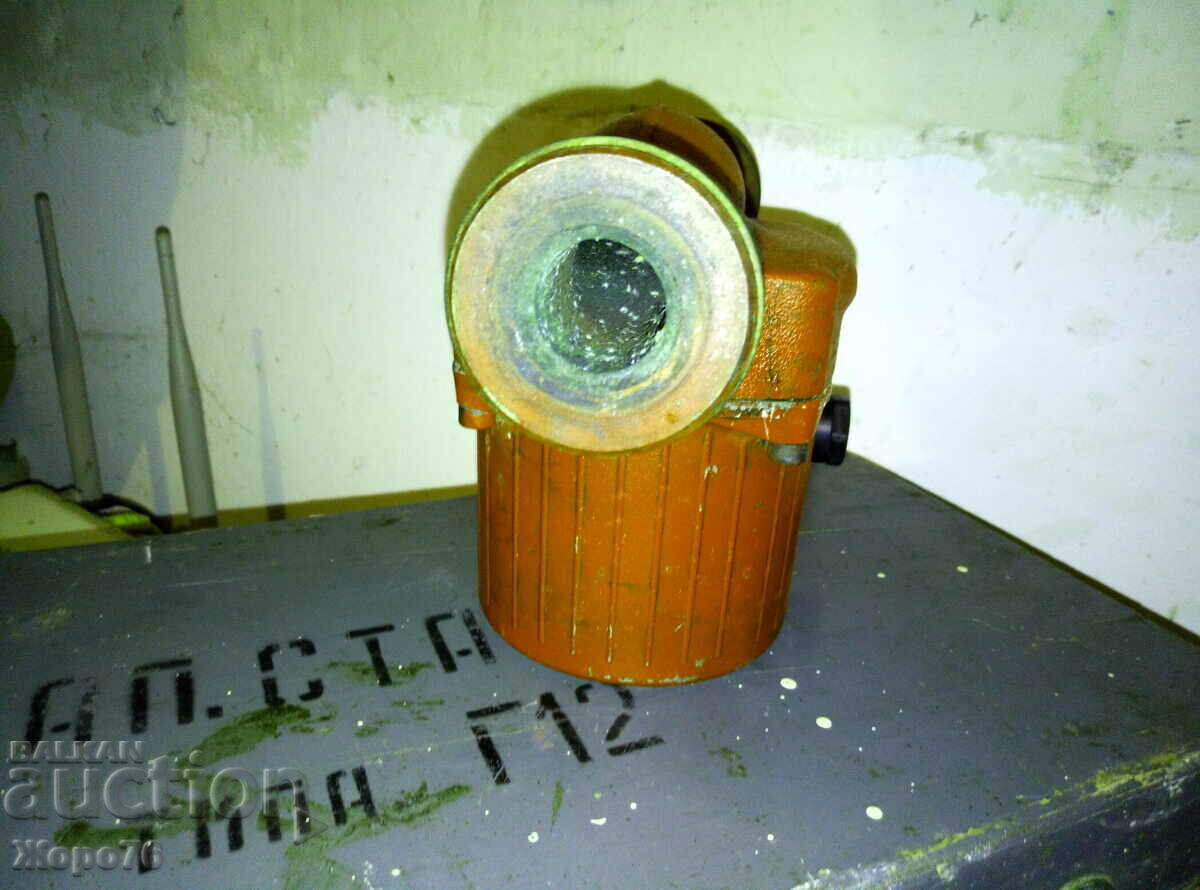 GRUNDFOS POMPĂ DE CIRCULARE GRUNDFOS veche - 6 GRUNDFOS POMPĂ DE CIRCULARE GRUNDFOS veche - 6