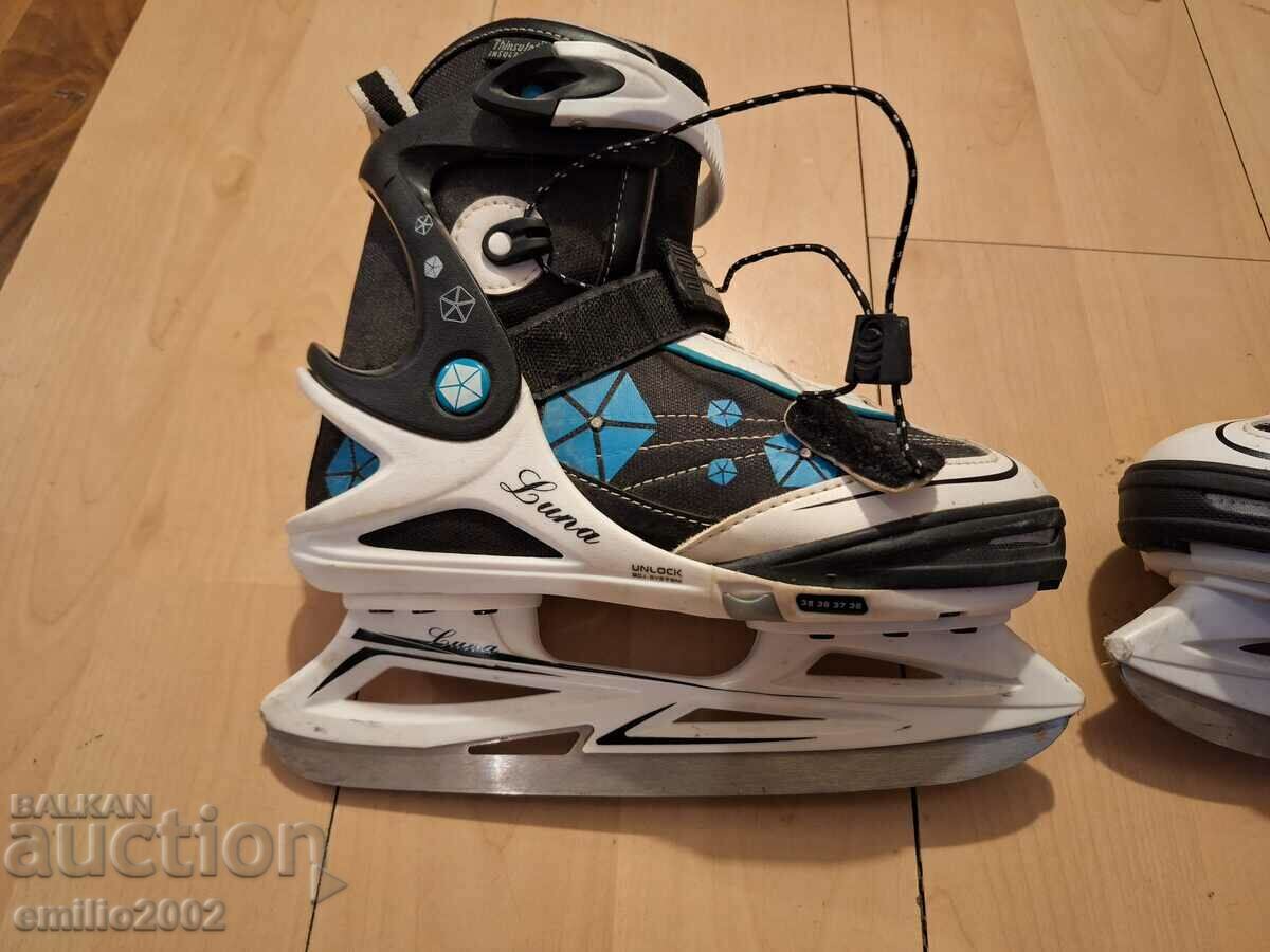 Winter skates 38 number with price 39.00 BGN | € 19.94