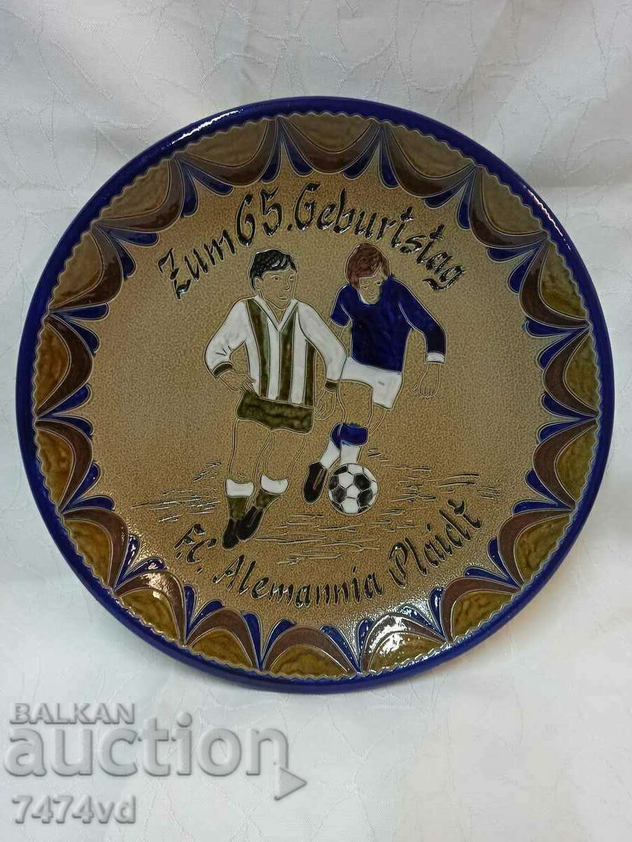 FOOTBALL WALL COLLECTIBLE PLATE