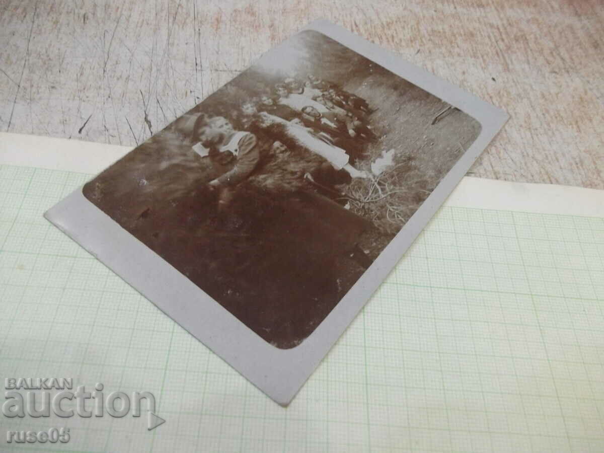 Auction  Old photo with friends in a row