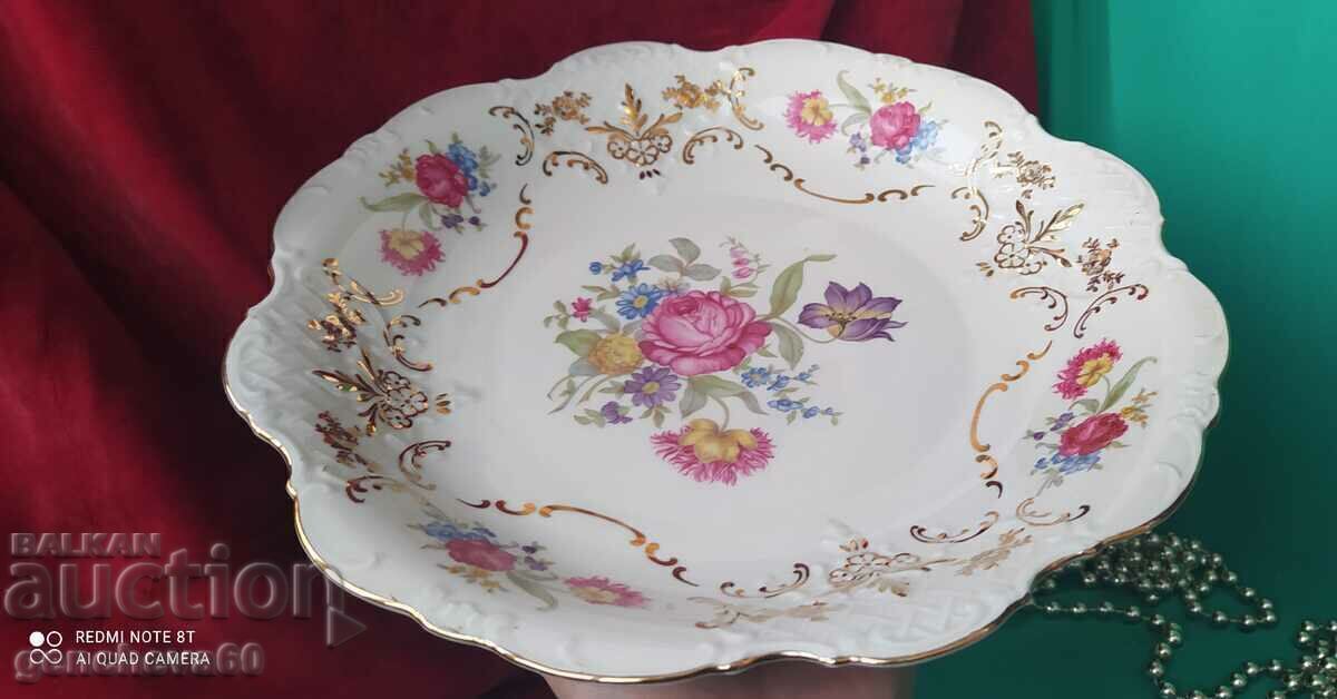 Порцеланово плато с флорални мотиви BAVARIA с цена 40.00 лв. | € 20.45 Порцеланово плато с флорални мотиви BAVARIA с цена 40.00 лв. | € 20.45