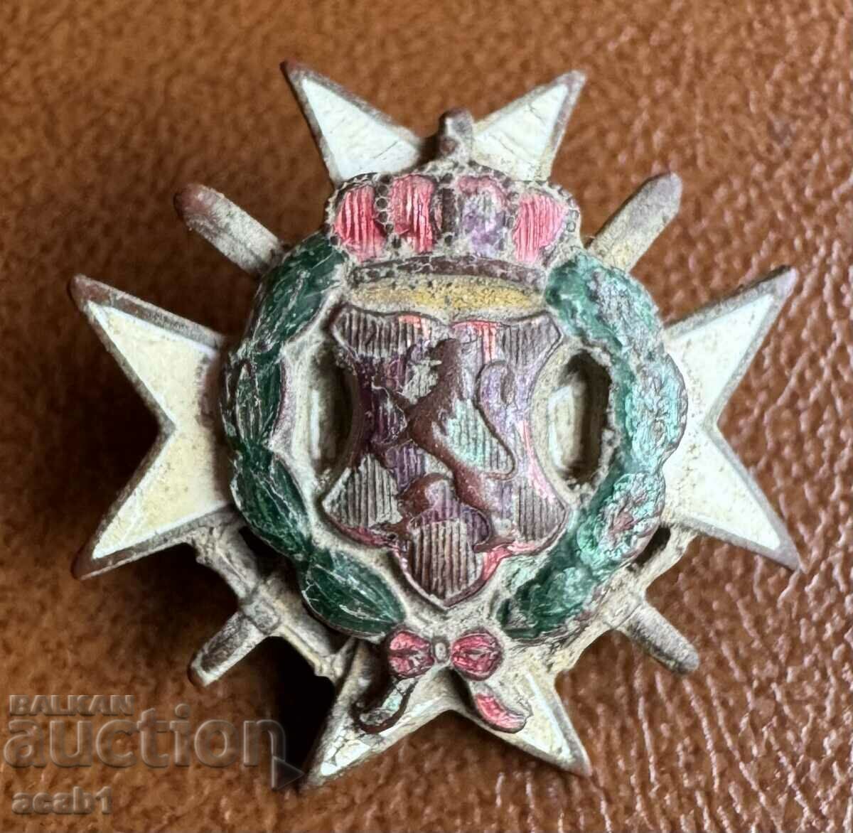 Revolver and Badge from Zida - 6