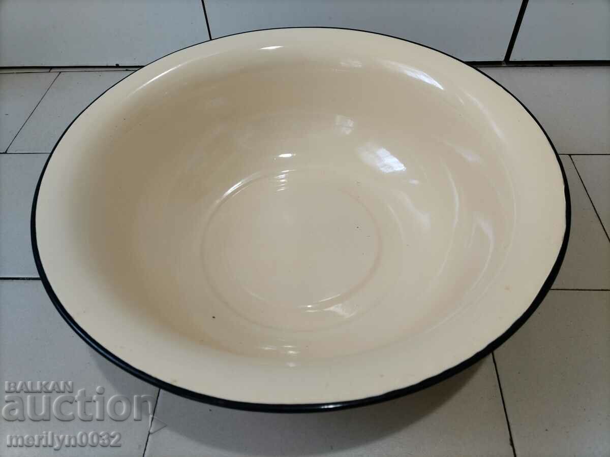 Auction Enameled basin basin vessel with enamel from the USSR bowl Auction Enameled basin basin vessel with enamel from the USSR bowl
