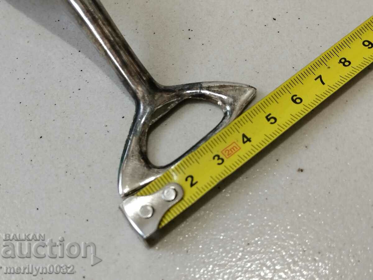 Old dolphin opener NRB - 7