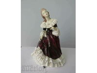 Figurine bone china, brand