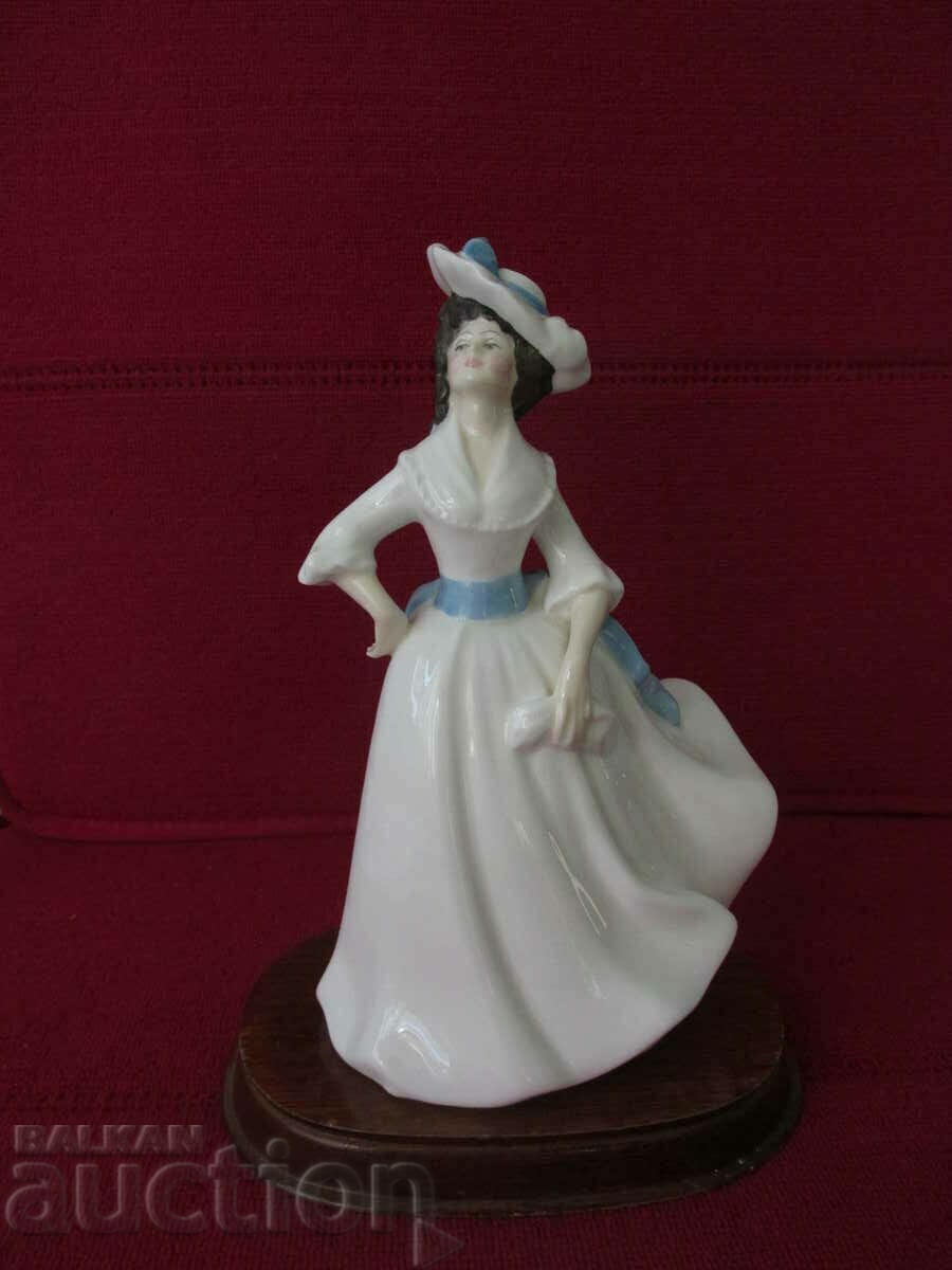 Royal Dowton figurine