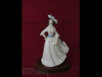 Royal Dowton figurine