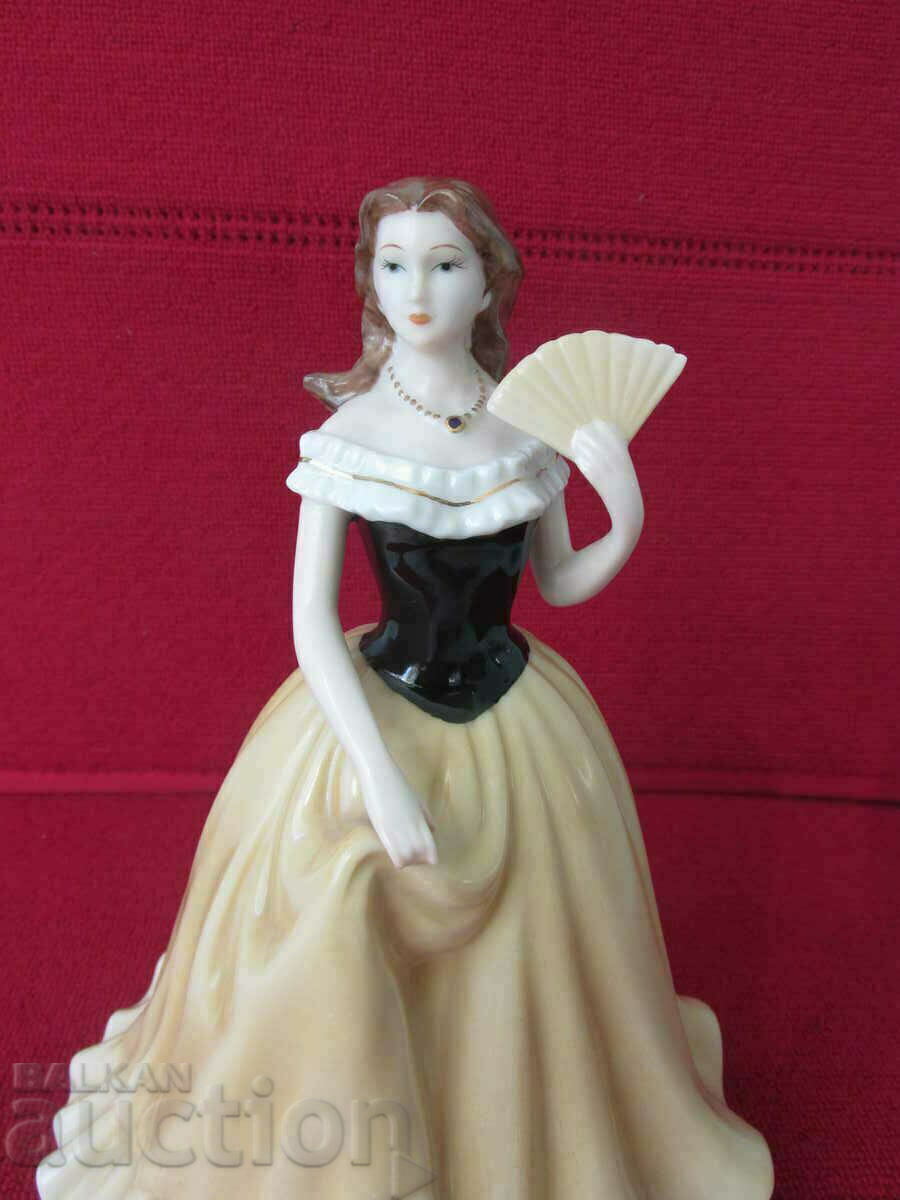 Statuette of Leonardo - 5 Statuette of Leonardo - 5