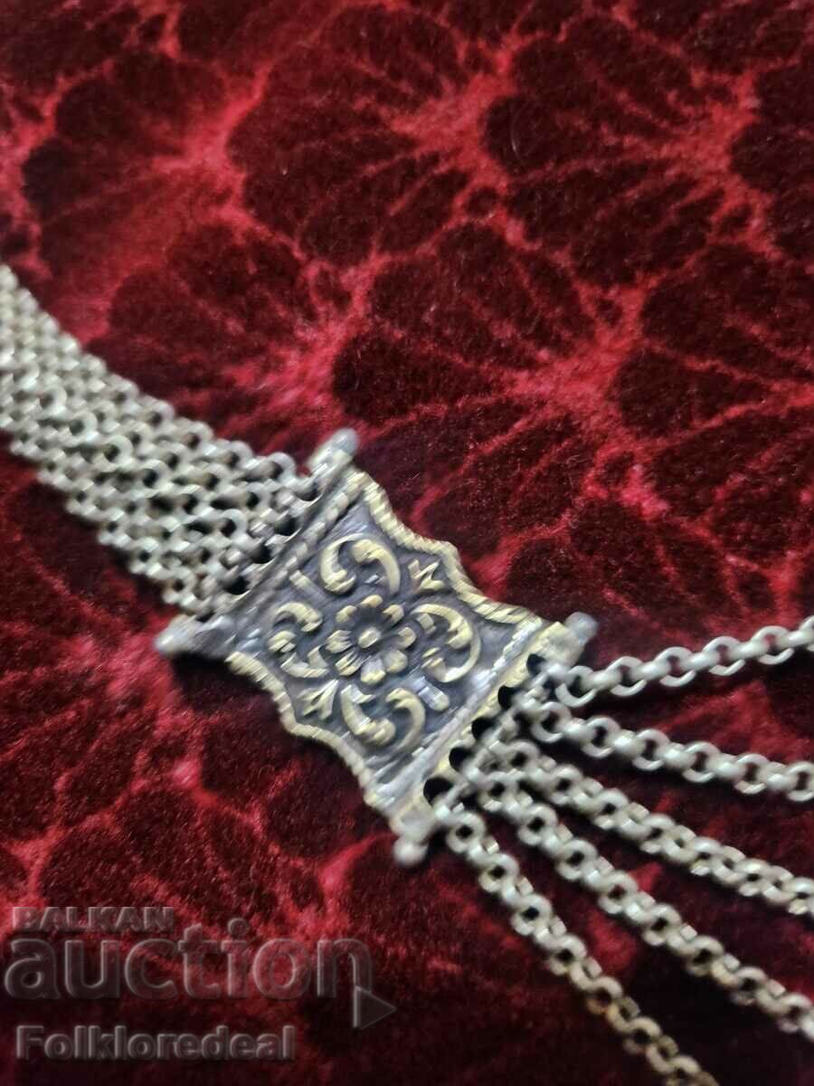 Livrarea Un sicriu din argint din secolul al XIX-lea, în stare excelentă Livrarea Un sicriu din argint din secolul al XIX-lea, în stare excelentă