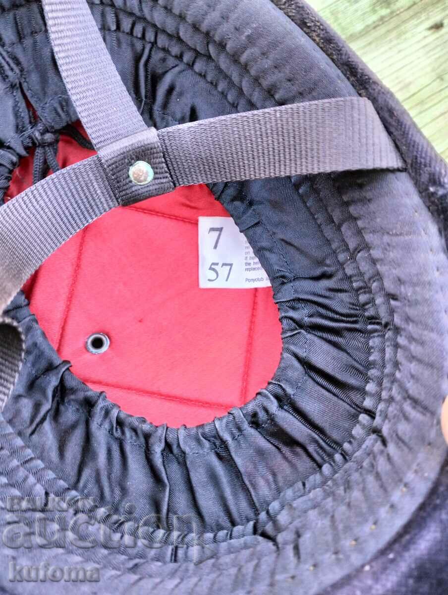 Auction Vintage riding hat Auction Vintage riding hat