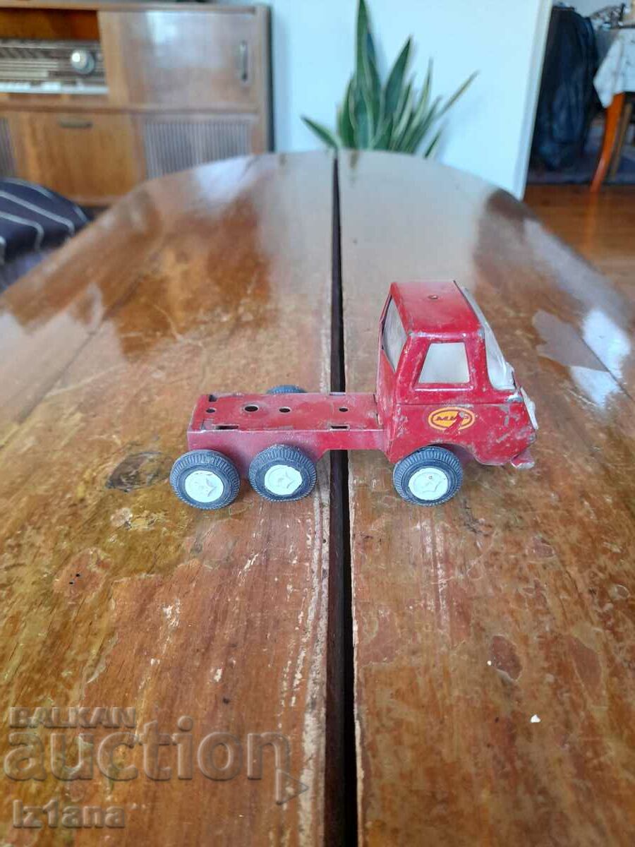 Old MIR truck with price 11.00 BGN | € 5.62 Old MIR truck with price 11.00 BGN | € 5.62