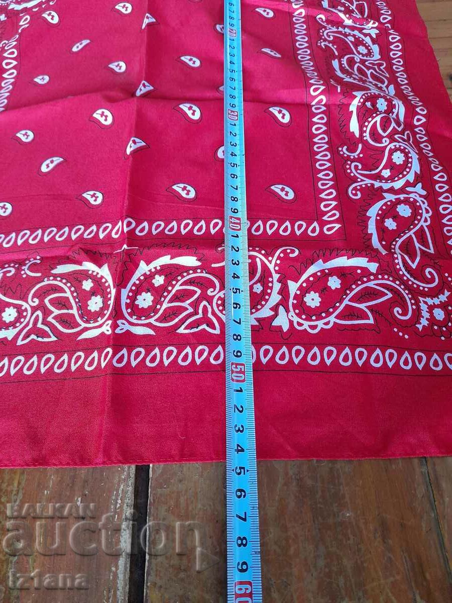 Auction Old head scarf Auction Old head scarf