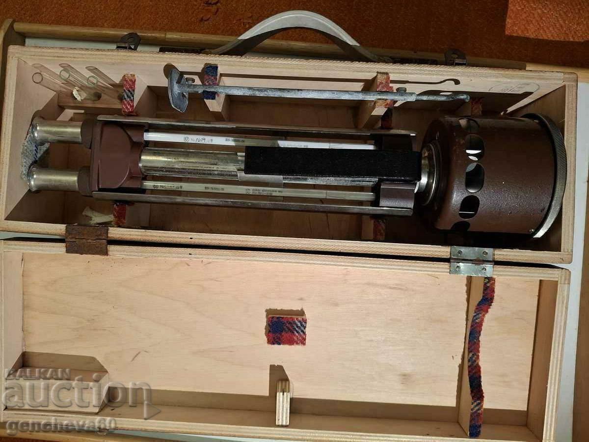 Rare old device - Aspiration psychrometer with price 180.00 BGN | € 92.03 Rare old device - Aspiration psychrometer with price 180.00 BGN | € 92.03