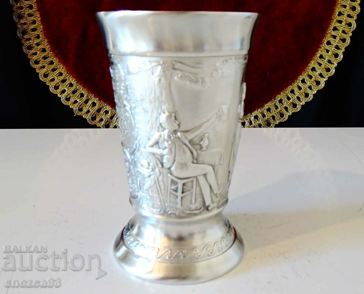 German pewter cup, pictures of a love song. with price 56.00 BGN | € 28.63 German pewter cup, pictures of a love song. with price 56.00 BGN | € 28.63